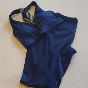 NWOT 2 piece Victoria Secret Sport Outfit
